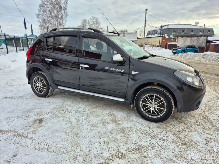 Renault Sandero Stepway 1.6 МТ, 2012, 271 264 км