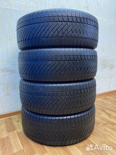 Continental ContiVikingContact 6 SUV 235/55 R18