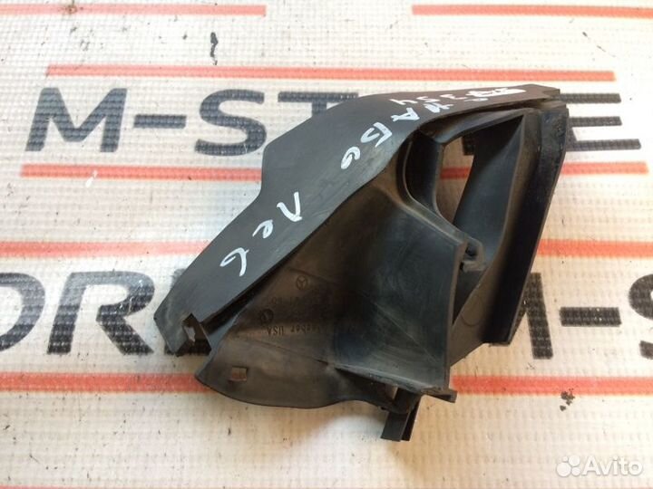 Водосток передний левый Mercedes-Benz M-Class W164