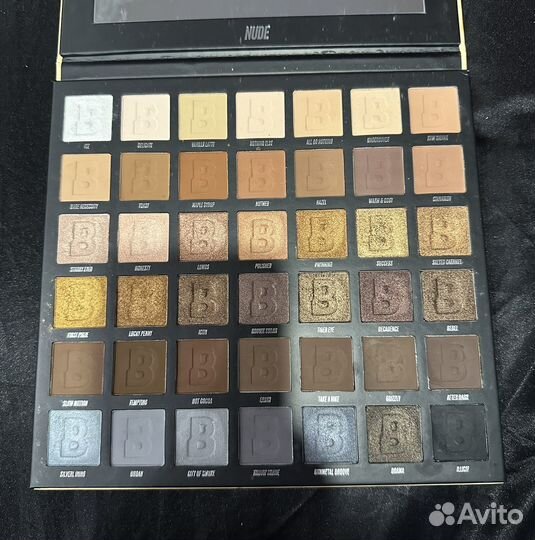 Палетки теней Beauty Bay