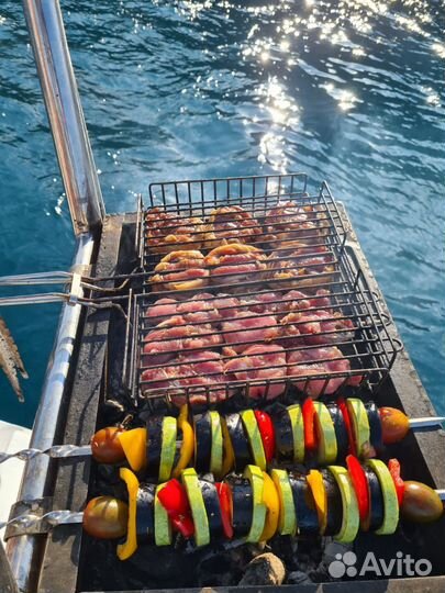 Аренда катера rinker Сочи, морские прогулки