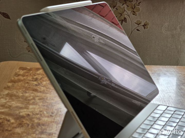 iPad Pro 12.9 M1 128Gb + Magic Keyboard + Pencil 2