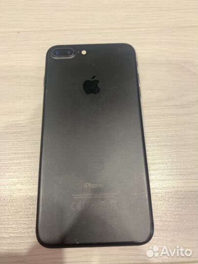 Телефон iPhone 7 plus 32 gb