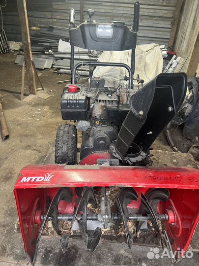 Снегоуборщик бензиновый самоходный MTD