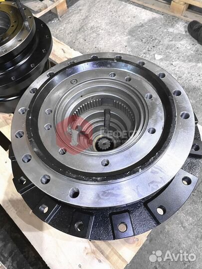 Редуктор хода Hitachi EX210H-5JPN 9155253