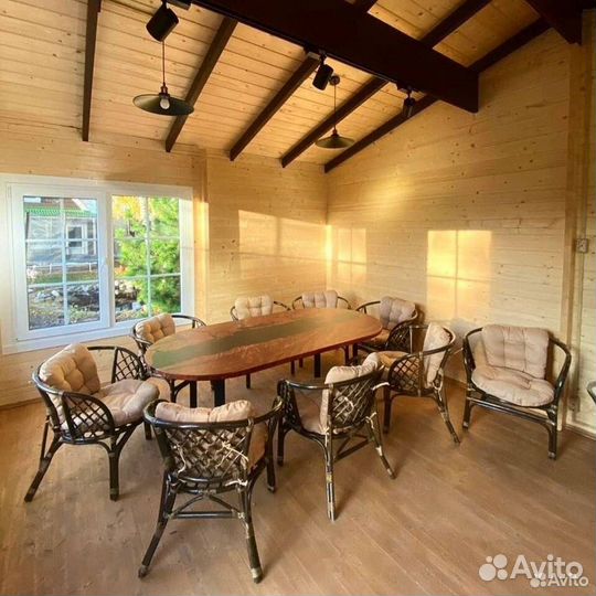 Письменный стол 'Concrete Advertisement'