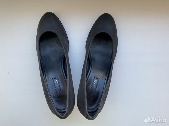 Кожаные женские туфли ecco 40