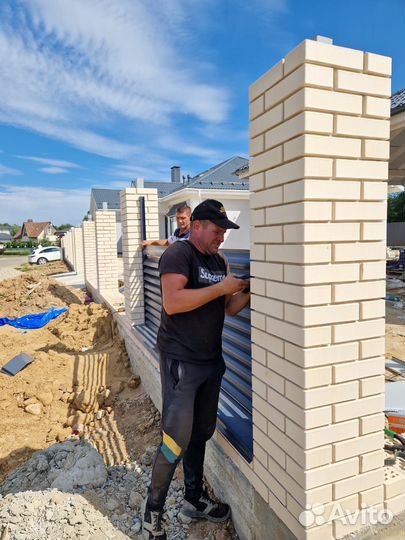 Фундамент для забора, кирпичные столбы