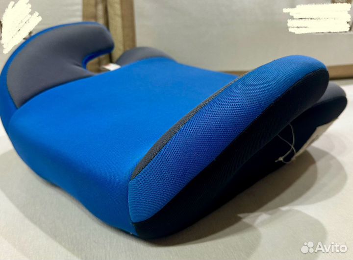 Детский бустер автомобильный