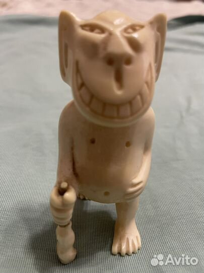 Статуэтка Пеликен резьба по кости