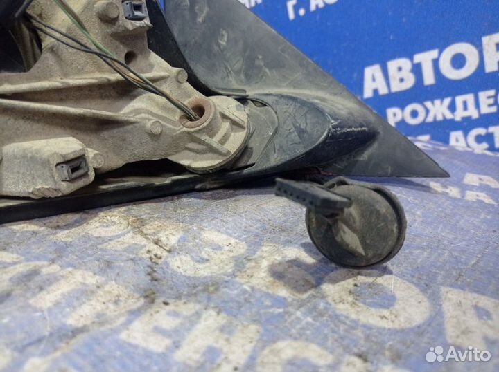 Правое зеркало Bmw E46 седан 1999