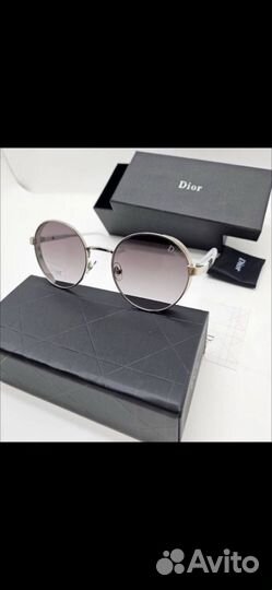 Солнцезащитные очки