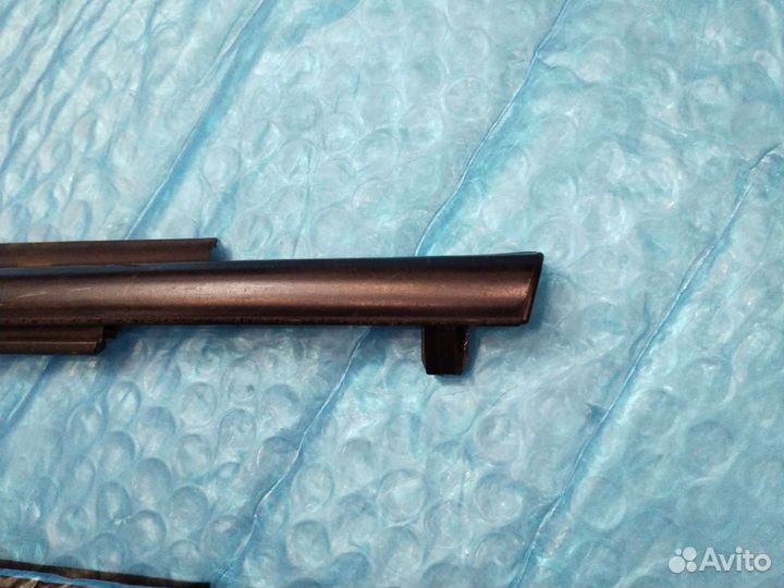 Молдинг стекла двери Тойота Версо перед левый