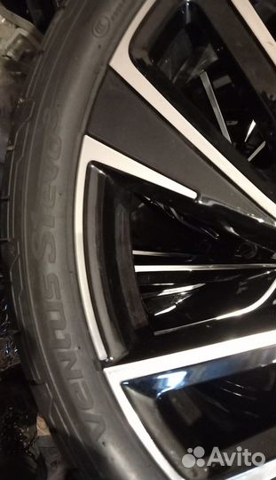 Летние колеса 235/35/19 VW Golf Jetta Passat