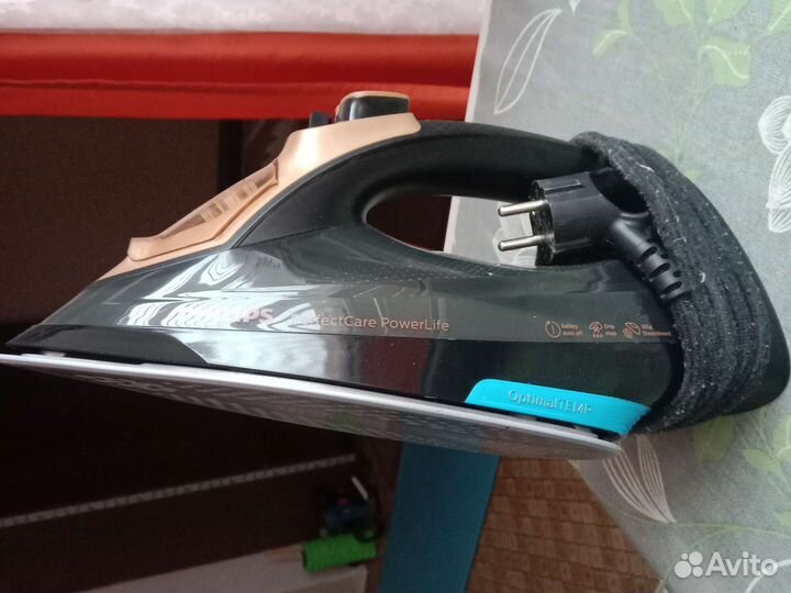 Паровой утюг philips