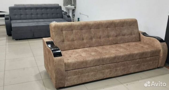 Прямой диван в наличии