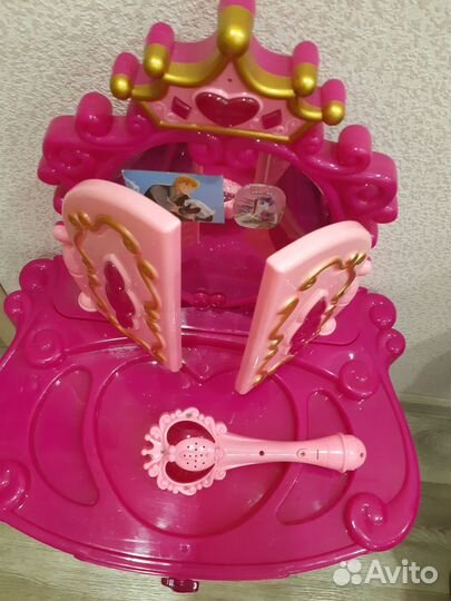 Детский туалетный столик для девочки