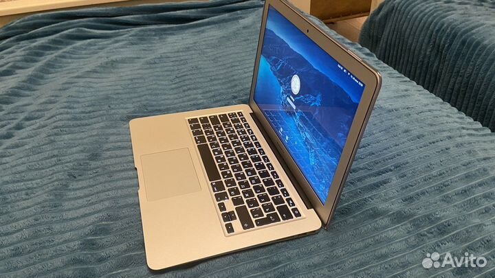 Macbook air 13, 2017, 256 гб