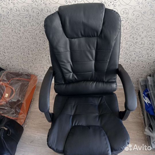 Компьютерное кресло руководителя с массажем
