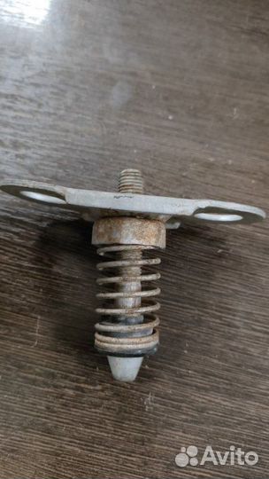 Замок капота Bmw X5 E53 M62 4.6IS 2002