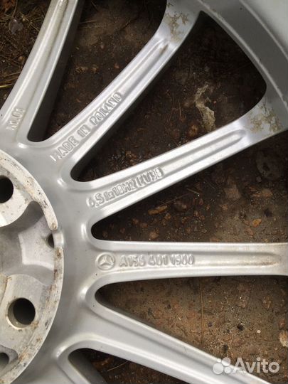 Продам комплект колес на mercedes R 18