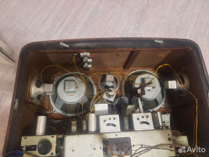 Радиоприемник ламповый СССР 1956 года белорусь 57