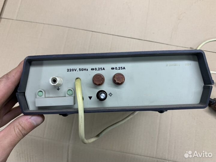 Вольтметр В7-38