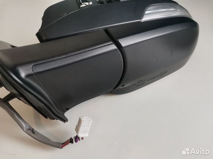 Зеркало на toyota Hilux 2015-2021 левое