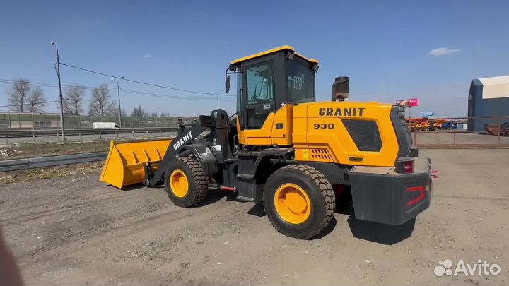 Фронтальный погрузчик Granit 930, 2023