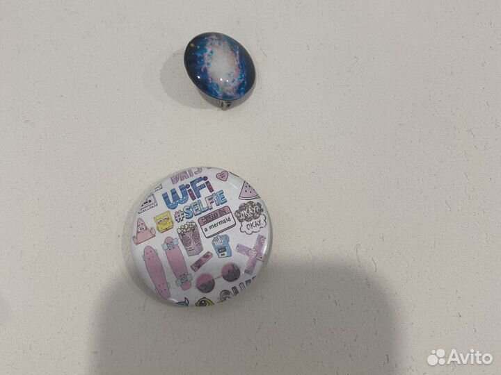 Аниме значки