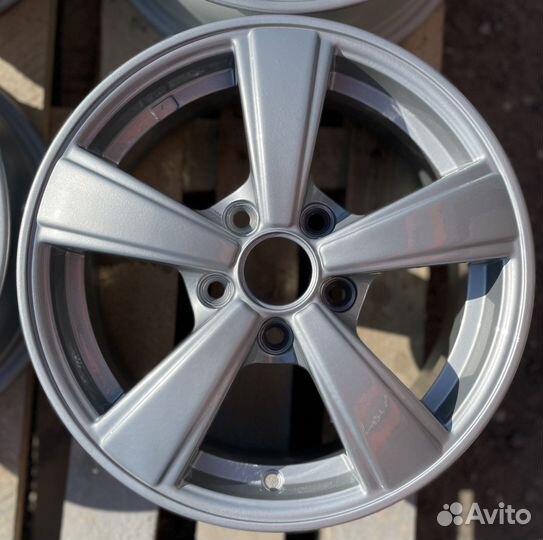 Литые диски R15 5x108