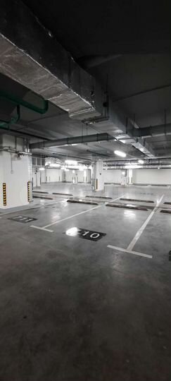 Машиноместо, 14 м²