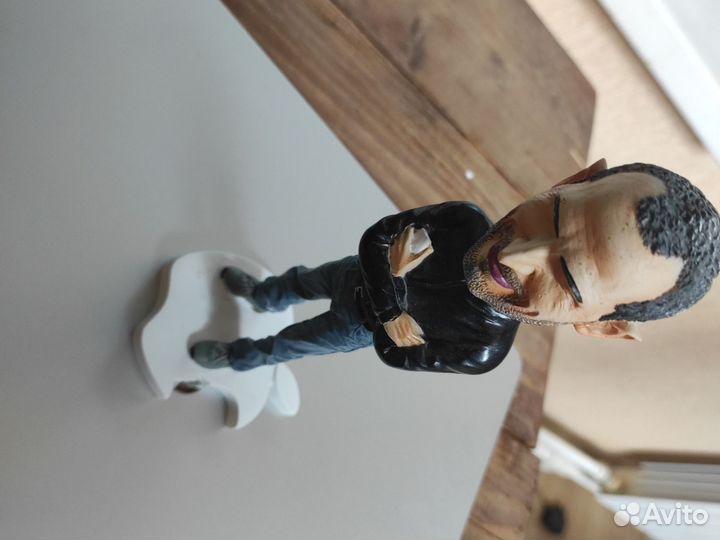 Статуэтка стив джобс