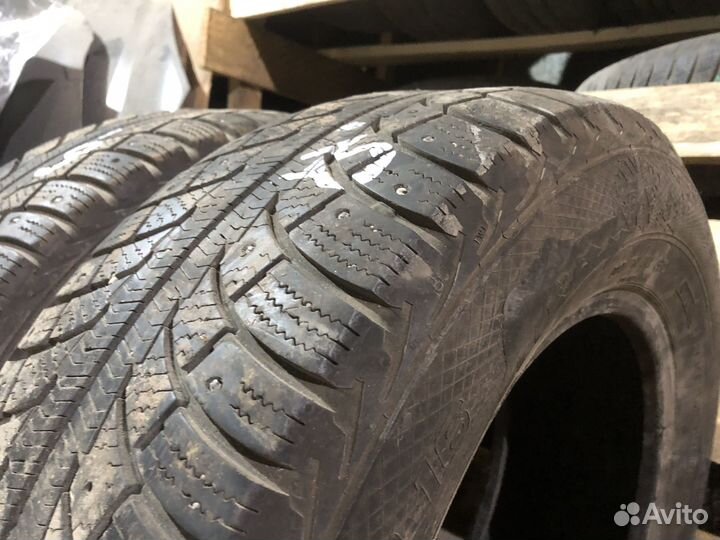 Gislaved Nord Frost 5 215/65 R16