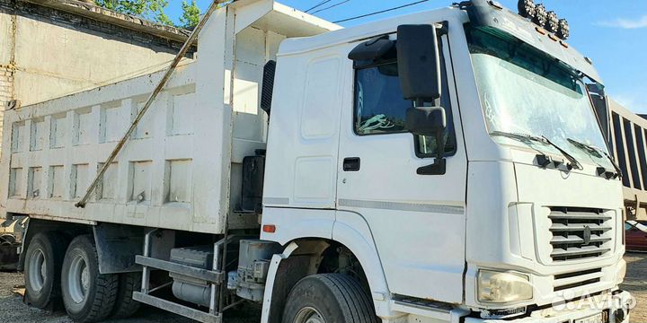 Требуется водитель Самосвала