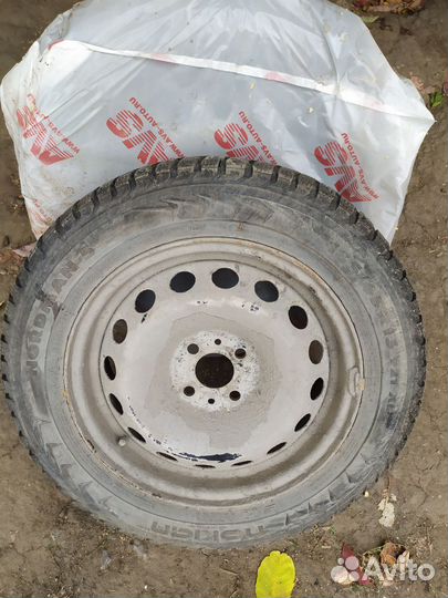 Продам колеса nokian nordman 5 185 65 r15