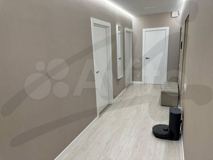 4-к. квартира, 92 м², 4/9 эт.