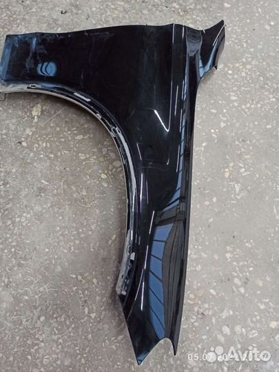 Переднее правое крыло Мерседес GLC