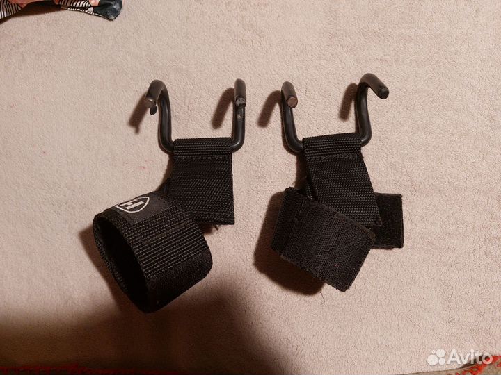 Крюки для турника