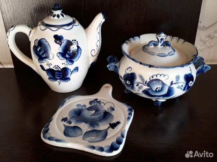 Посуда Гжель