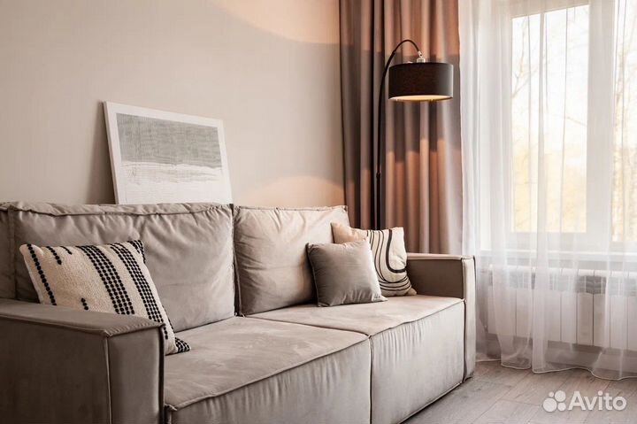 Дизайнерский интерьерный прямой диван