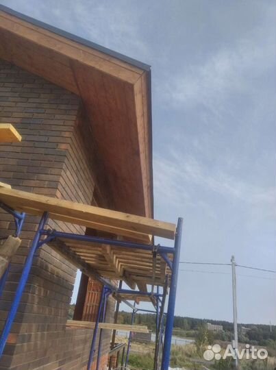 Бригада строителей