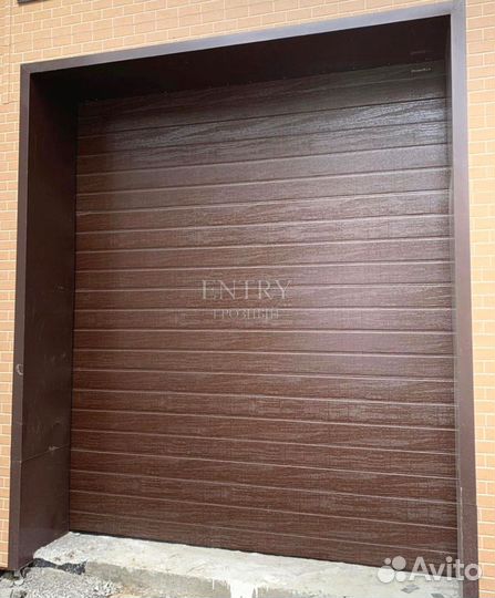 Ворота гаражные секционные