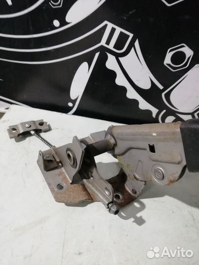 Рычаг стояночного тормоза Nissan Primera P12