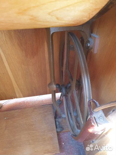 Швейная машинка ножная подольск