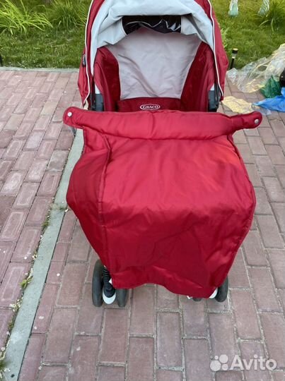 Прогулочная коляска