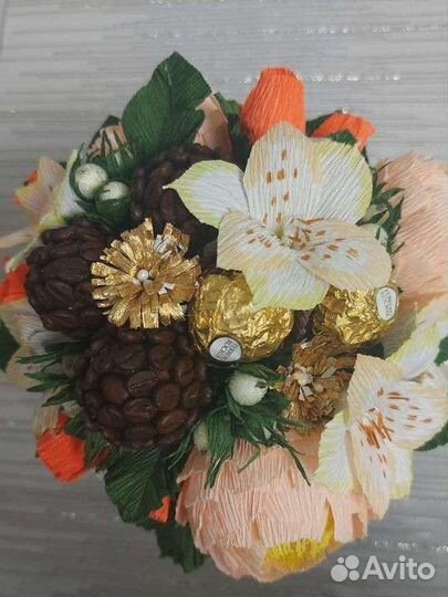 Сладкие букеты из конфет