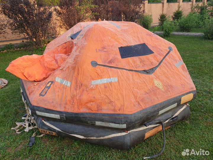 Плот спасательный надувной 10-местный