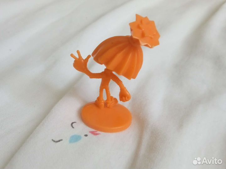 Фигурка симка