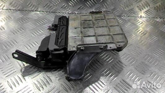 Блок управления двигателем toyota RAV 4 ZSA3 (75C0